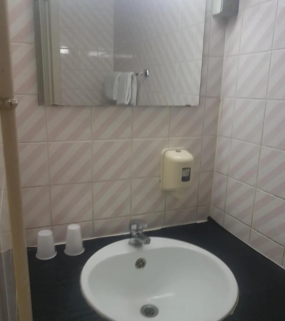 Отель Brussels Royotel Saint-Josse-ten-Noode
