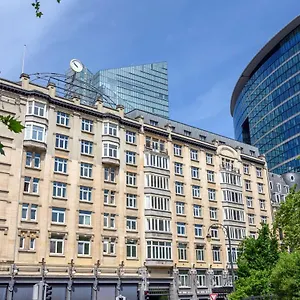 Отель Doubletree By Hilton Brussels, Saint-Josse-ten-Noode